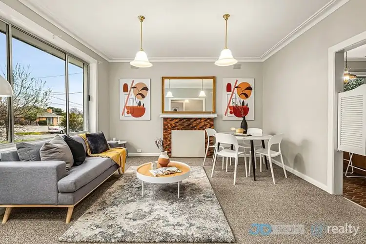 Second view of Homely house listing, 8 Roslyn Street, Strathmore VIC 3041