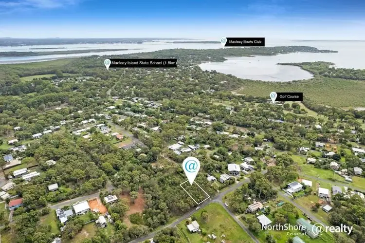 31 Camena Street, Macleay Island QLD 4184