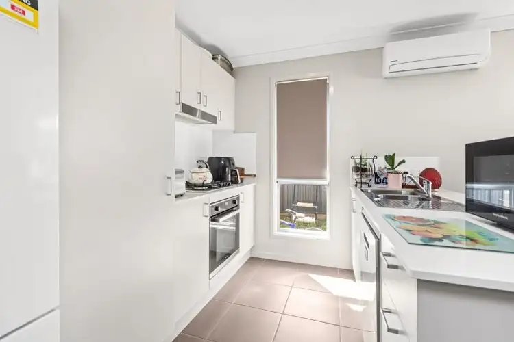 Third view of Homely semi-detached listing, 40 Ardennes Circuit, Gillieston Heights NSW 2321