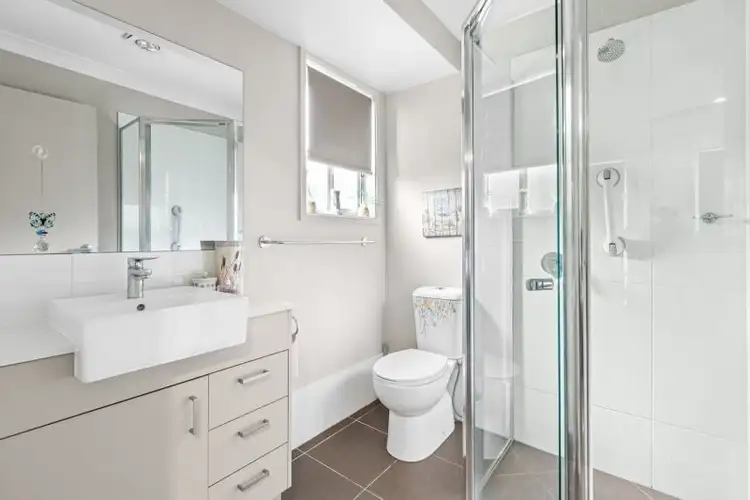Fifth view of Homely semi-detached listing, 40 Ardennes Circuit, Gillieston Heights NSW 2321