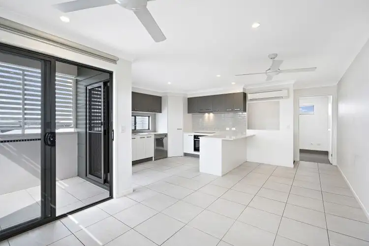Second view of Homely house listing, 31 Adelaide Circuit, Baringa QLD 4551