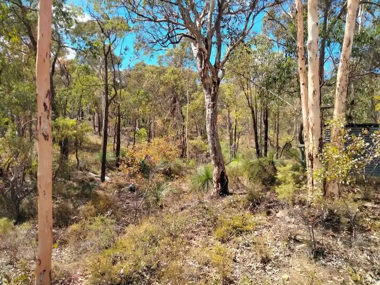 35 Swallow Lane, Chittering WA 6084