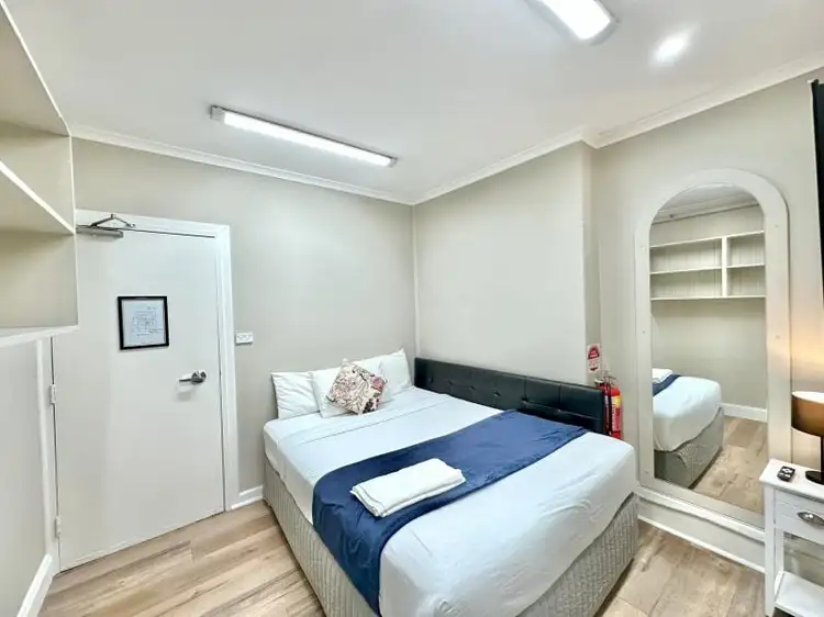 261 Crown St, Surry Hills NSW 2010