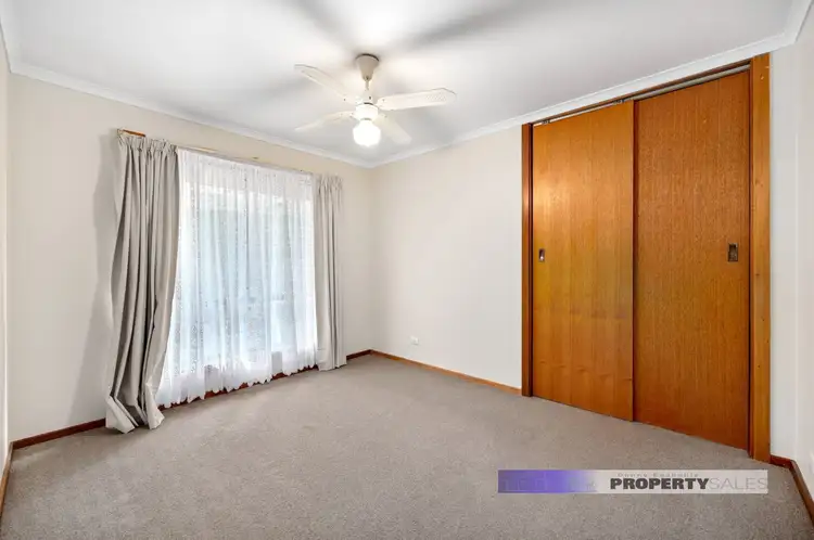 Sixth view of Homely house listing, 5 Randall Crescent, Moe VIC 3825