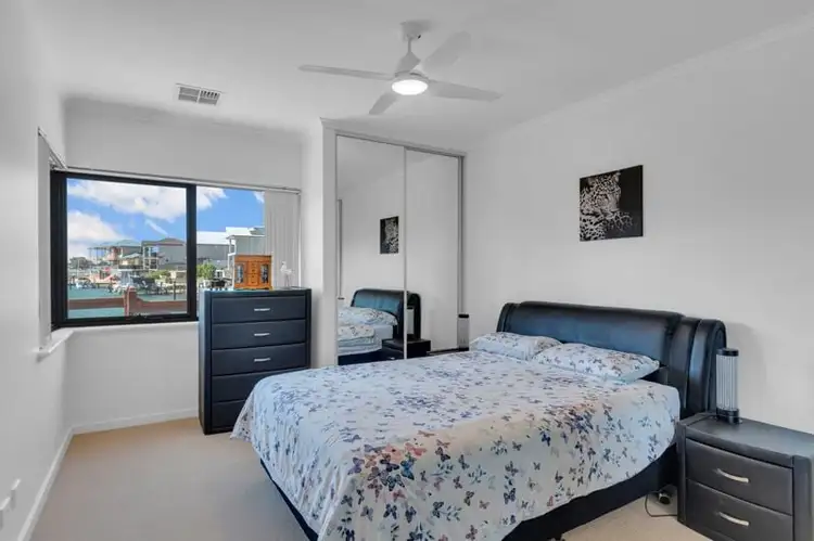Fourth view of Homely unit listing, 4/3 Piccolo Place, Halls Head WA 6210