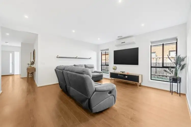 Fourth view of Homely house listing, 7 Arbourton Avenue, Aintree VIC 3336