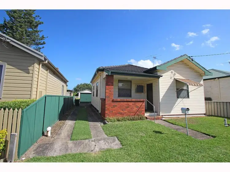 3 Gavey Street, Mayfield NSW 2304