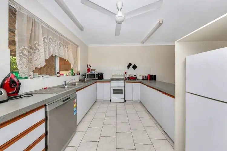 1/34 Hannibal Crescent, Gray NT 830