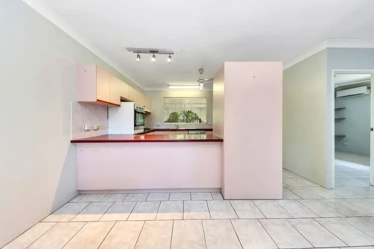 34 Hannibal Crescent