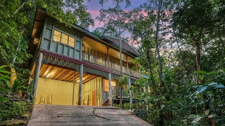 6 Euodia Close, Kamerunga QLD 4870