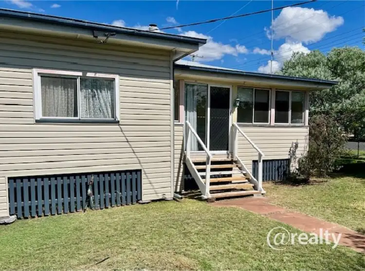 7 Daniel Street, Pittsworth QLD 4356