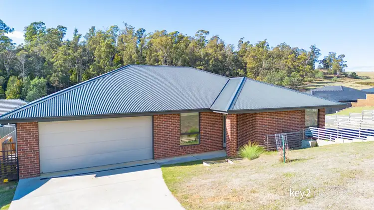 8 Meadow Court, Riverside TAS 7250