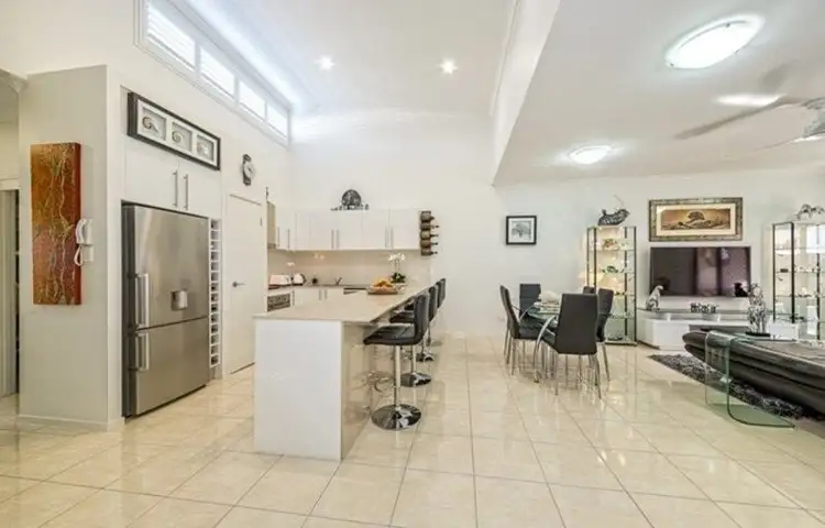 12/4 Kal Ma Kuta Drive, Sandstone Point QLD 4511