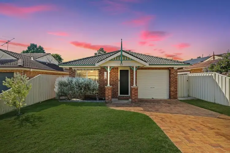 68 Carbasse Crescent, St Helens Park NSW 2560