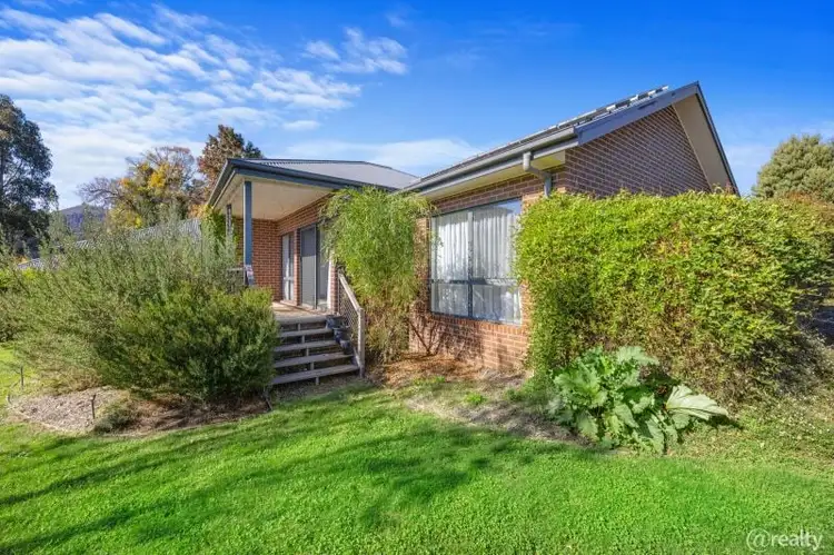 Main view of Homely unit listing, 3/4 Sedgwick Street, Marysville VIC 3779