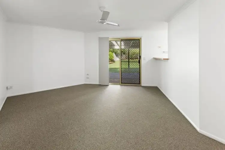 Fifth view of Homely house listing, 3 Silkyoak Court, Tinana QLD 4650