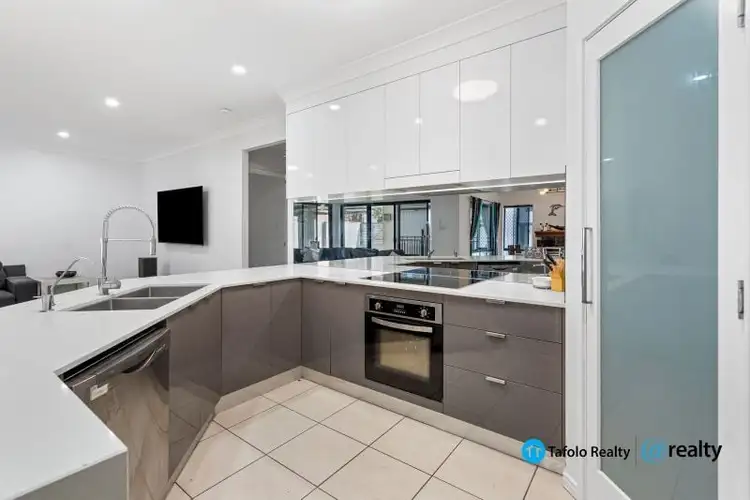 Fifth view of Homely house listing, 2 Pellita Court, Victoria Point QLD 4165