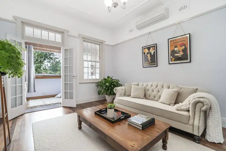 110 Lindsay Street, Hamilton NSW 2303