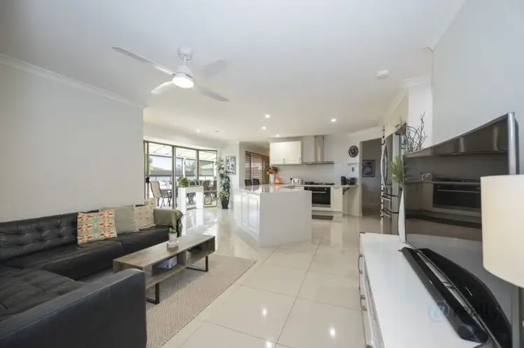 Sixth view of Homely house listing, 1 Coipasa Place, Joondalup WA 6027