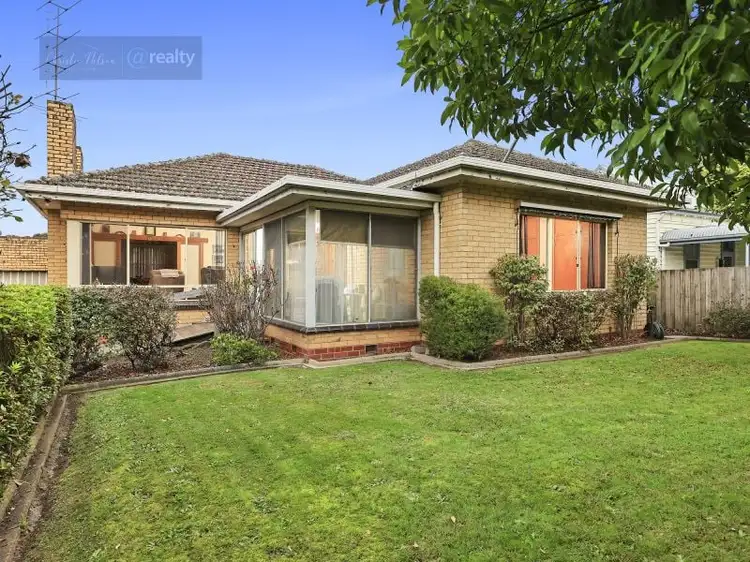 31 Roughead Street, Leongatha VIC 3953