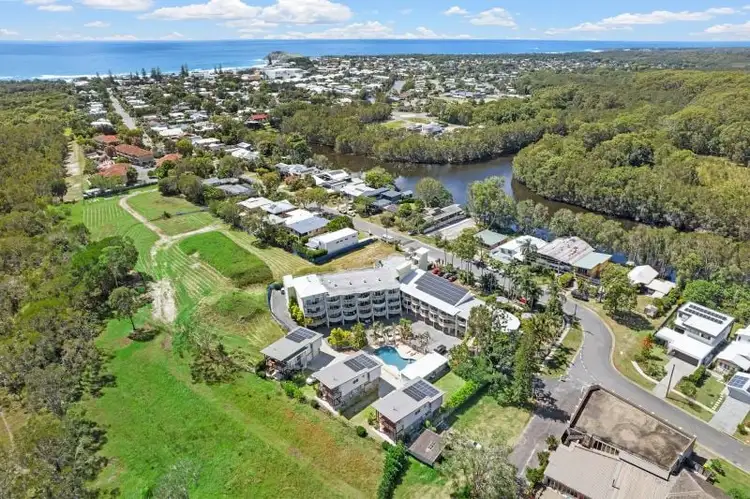11 & 12/77 Tamarind Ave, Bogangar NSW 2488