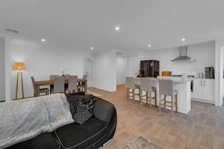 Seventh view of Homely house listing, 21 Urana Rise, Lakelands WA 6180