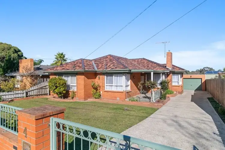 4 Robert Street, Burwood East VIC 3151