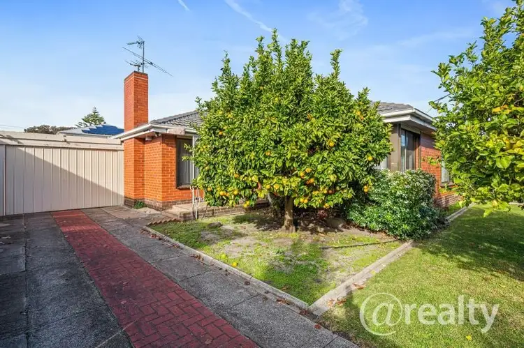 18 Eunice Drive, Cheltenham VIC 3192