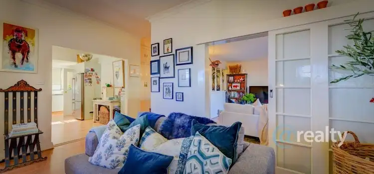 1 Neridah Avenue, East Tamworth NSW 2340