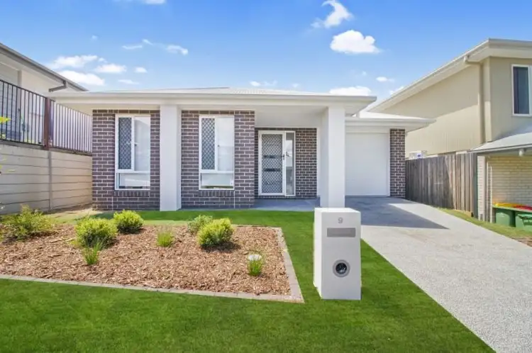 9 Sandra Circuit, Deebing Heights QLD 4306
