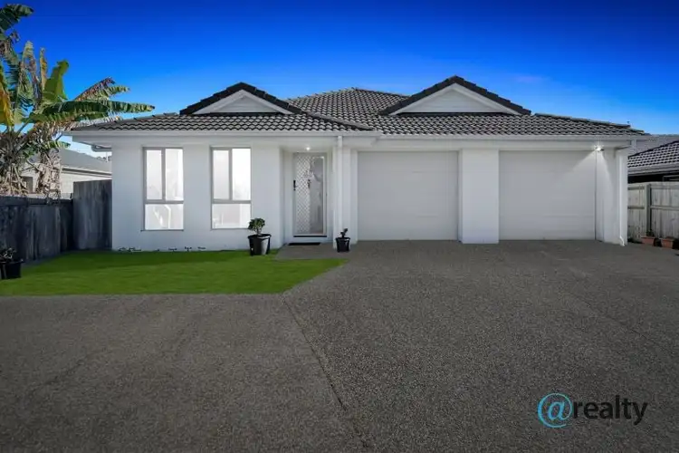 17 Bluegrass Court, Hillcrest QLD 4118