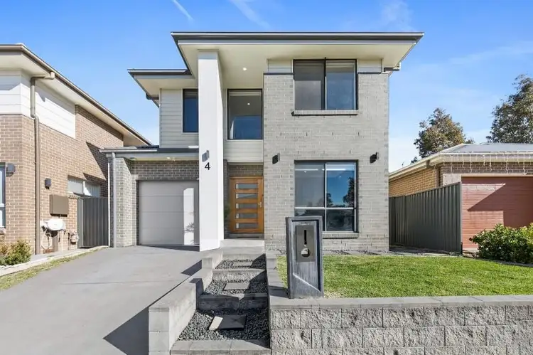 4 Greenhood Crescent, Denham Court NSW 2565