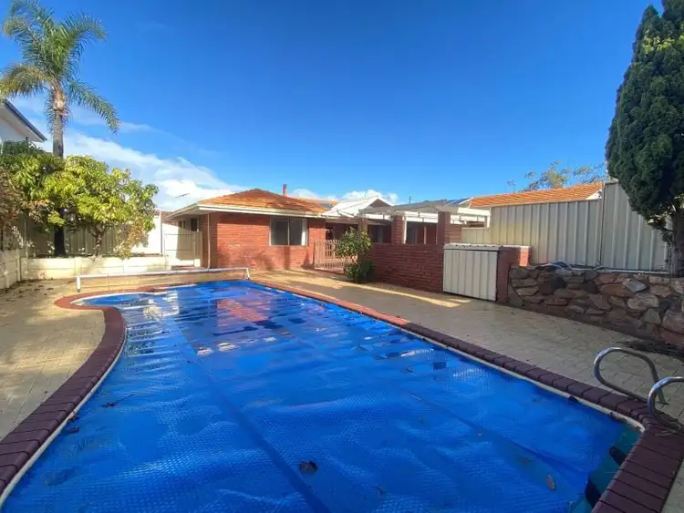 Second view of Homely house listing, 10 Brechin Court, Duncraig WA 6023
