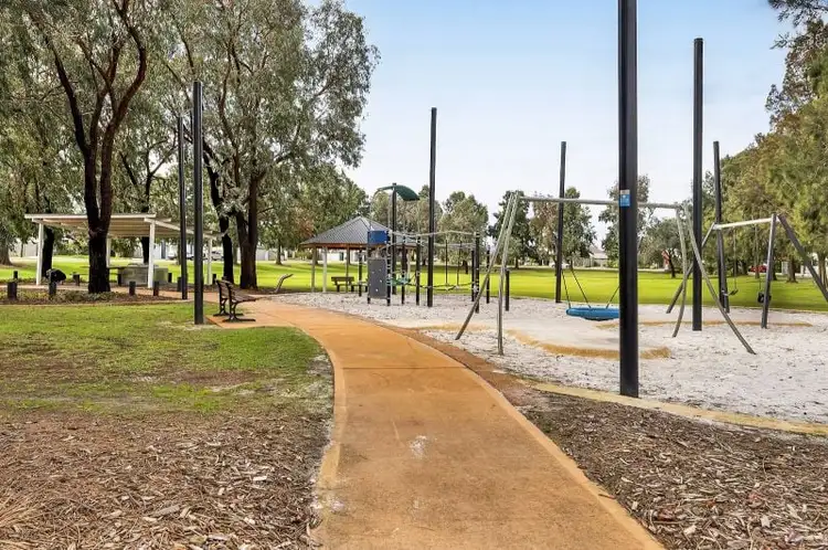 82 Princeton Circuit, Aubin Grove WA 6164