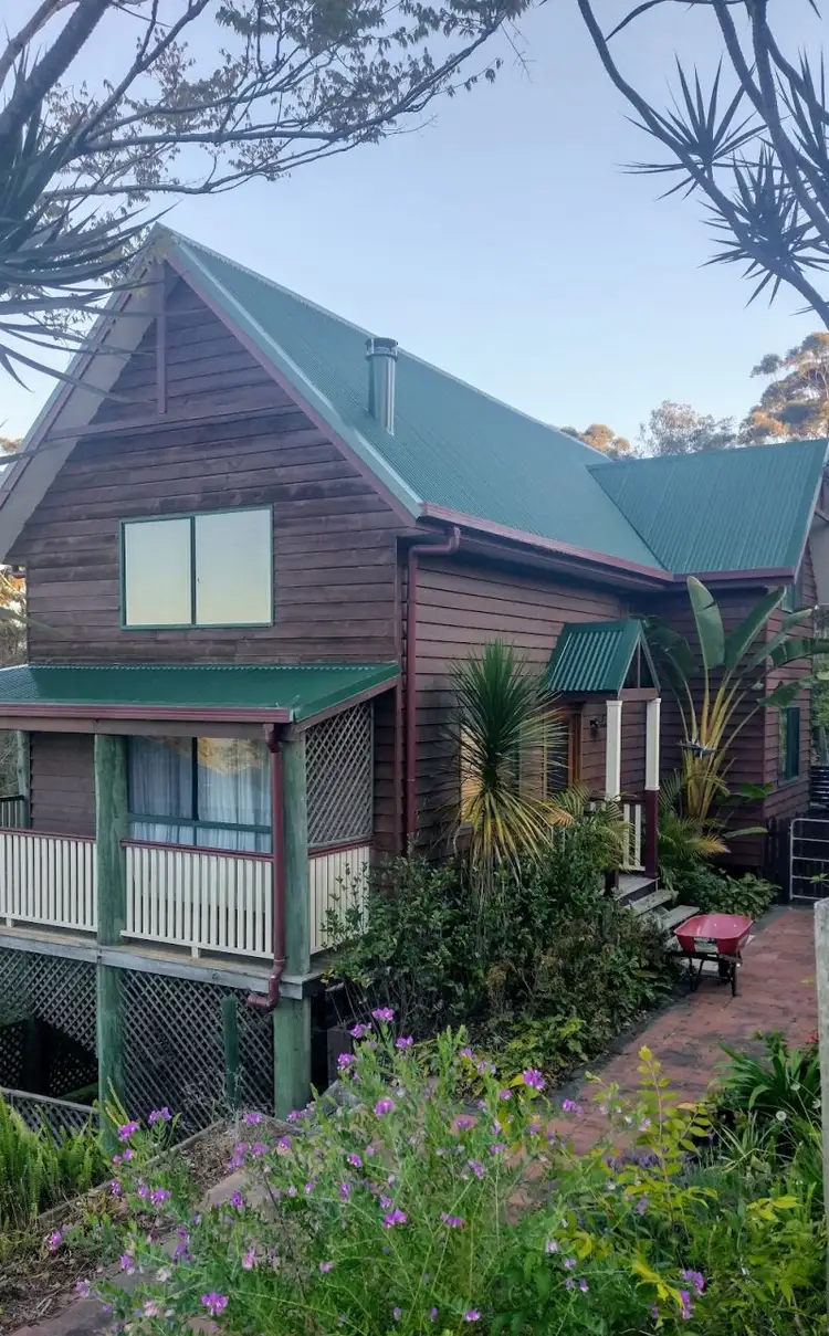 129 Contour Road, Tamborine Mountain QLD 4272