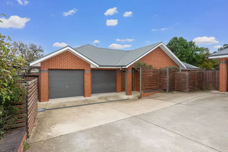 2/17 Heydon Avenue, Turvey Park NSW 2650