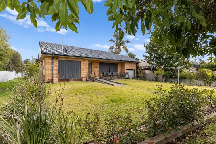 12 Koora Place, Mount Austin NSW 2650