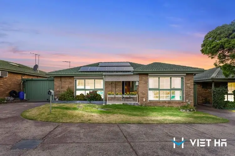 18/138 westall road, Springvale VIC 3171