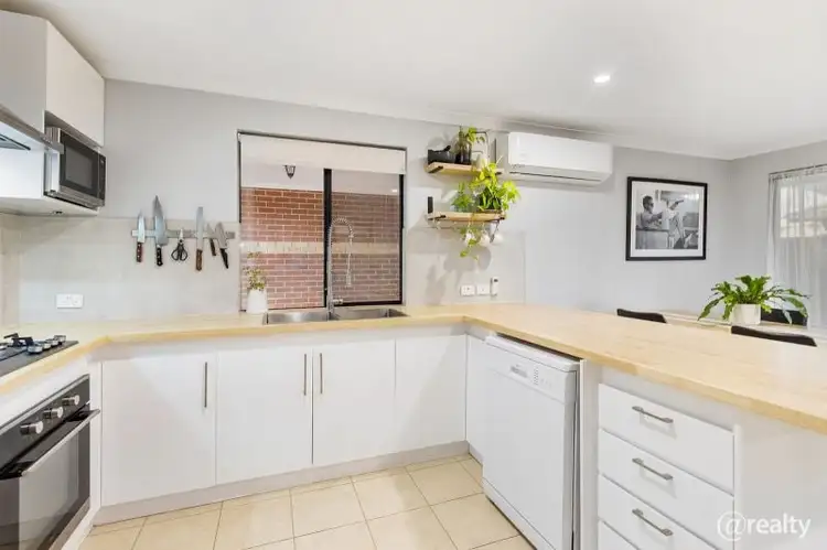 Fourth view of Homely unit listing, 2/28 Holmesdale Road, Woodbridge WA 6056