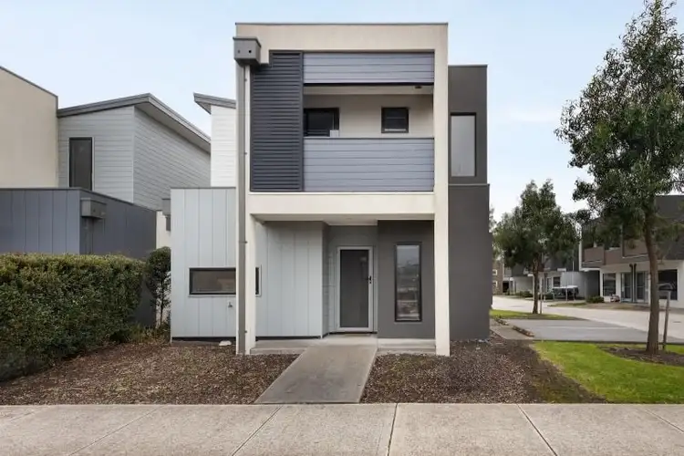Main view of Homely townhouse listing, 30 Ollie Place, Cranbourne East VIC 3977