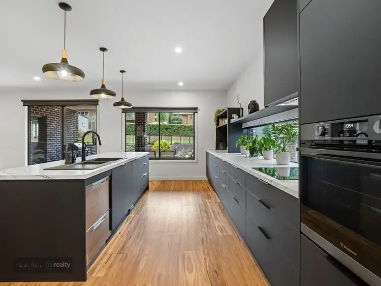Fifth view of Homely house listing, 8 Silverback Place, Leongatha VIC 3953