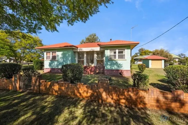 80 Hume Street, Pittsworth QLD 4356