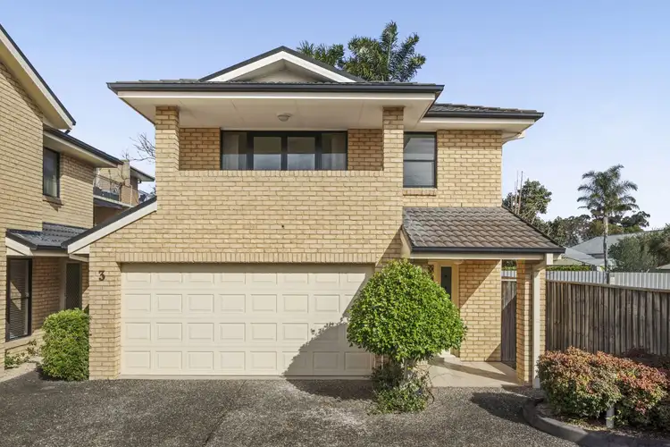 3/135 Denison Street, Hamilton NSW 2303