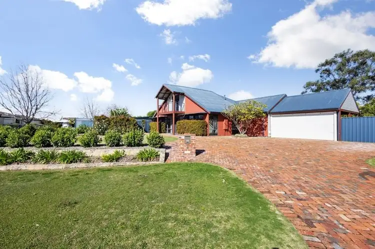 1 Horseshoe Circuit, Henley Brook WA 6055