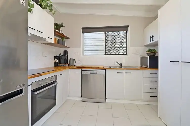 Fifth view of Homely house listing, 10 Inverness Court, Morayfield QLD 4506