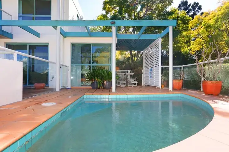 1116 Spring Terraces Close Royal Pines Resort