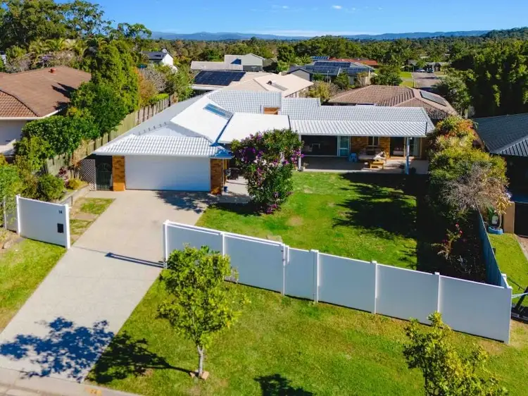 14 Langer Place, Arundel QLD 4214