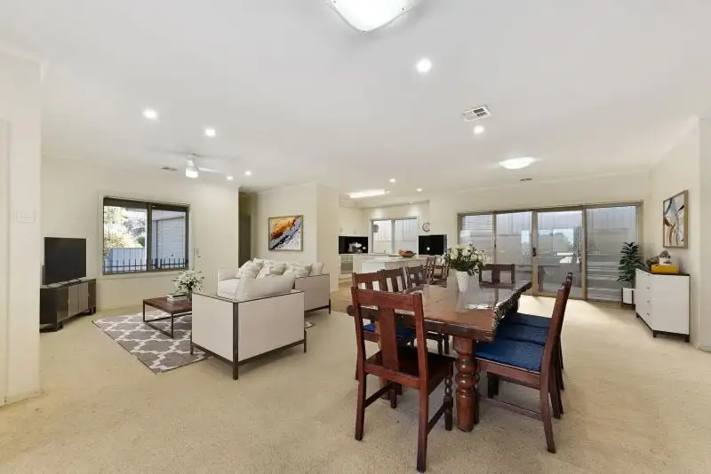 Main view of Homely townhouse listing, unit 2/14 Paltridge Street, Mount Gambier SA 5290