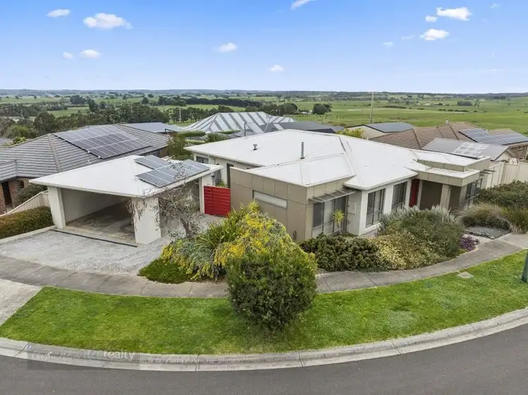 Second view of Homely house listing, 15 Burrows Way, Leongatha VIC 3953