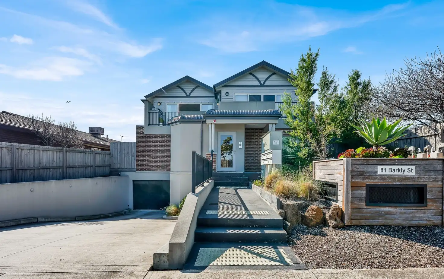 Main view of Homely unit listing, 10/81 Barkly Street, Mordialloc VIC 3195